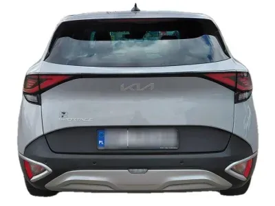 SREBRNY SUV KIA SPORTAGE z 2023 r., BENZYNA, skrzynia biegów AUTOMATYCZNA 110KM, zdjęcie 9 z 25