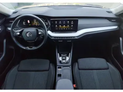 SZARY KOMBI SKODA OCTAVIA IV z 2023 r., DIESEL, skrzynia biegów AUTOMATYCZNA 150KM, zdjęcie 8 z 19