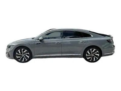 SZARY HATCHBACK VOLKSWAGEN ARTEON z 2022 r., BENZYNA, skrzynia biegów AUTOMATYCZNA 190KM, zdjęcie 10 z 19