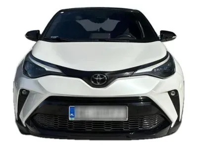 BIAŁY SUV TOYOTA C-HR z 2022 r., HYBRYDA/BENZYNA, skrzynia biegów AUTOMATYCZNA 122KM, zdjęcie 9 z 19