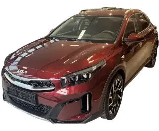 BORDOWY CROSSOVER KIA XCEED z 2025 r., BENZYNA, skrzynia biegów AUTOMATYCZNA 150KM, zdjęcie główne