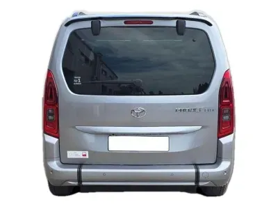 SZARY VAN TOYOTA PROACE CITY VERSO z 2024 r., DIESEL, skrzynia biegów AUTOMATYCZNA 96KM, zdjęcie 3 z 25