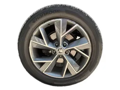 CZARNY SUV SKODA KODIAQ z 2023 r., DIESEL, skrzynia biegów AUTOMATYCZNA 150KM, zdjęcie 15 z 19