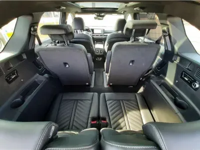 BIAŁY SUV KIA SORENTO z 2024 r., HYBRYDA/BENZYNA, skrzynia biegów AUTOMATYCZNA 159KM, zdjęcie 20 z 32