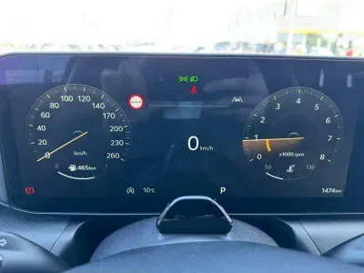 CZARNY HATCHBACK KIA K4 z 2025 r., BENZYNA, skrzynia biegów AUTOMATYCZNA 110KM, zdjęcie 6 z 21