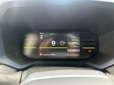 BIAŁY SUV DACIA DUSTER III z 2024 r., BENZYNA, skrzynia biegów MANUALNA 131KM, zdjęcie 10 z 19