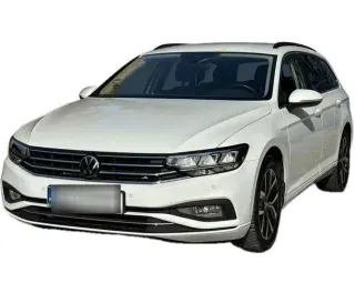 BIAŁY KOMBI VOLKSWAGEN PASSAT z 2023 r., BENZYNA, skrzynia biegów AUTOMATYCZNA 150KM, zdjęcie główne