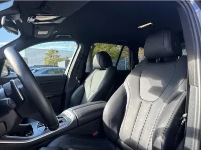 CZARNY SUV BMW X5 z 2022 r., DIESEL, skrzynia biegów AUTOMATYCZNA 231KM, zdjęcie 6 z 19