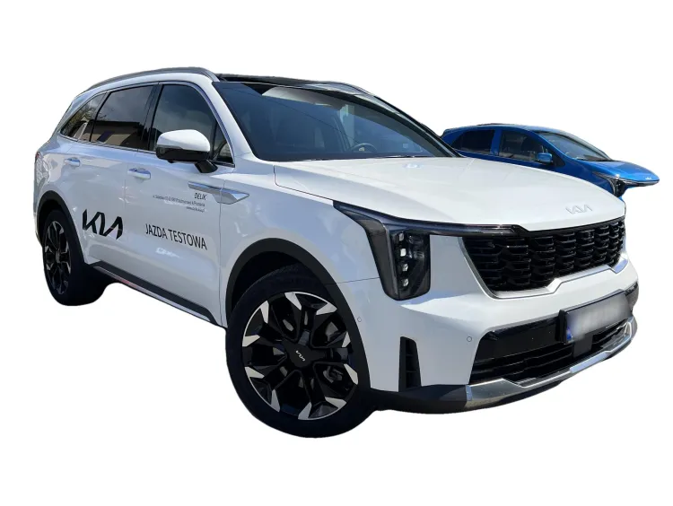 BIAŁY SUV KIA SORENTO IV z 2024 r., DIESEL, skrzynia biegów AUTOMATYCZNA 193KM, zdjęcie główne