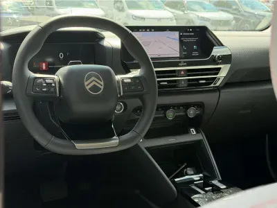 CZERWONY HATCHBACK CITROEN C4 z 2026 r., HYBRYDA/BENZYNA, skrzynia biegów AUTOMATYCZNA 145KM, zdjęcie 6 z 14