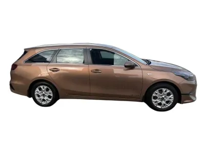 BRĄZOWY KOMBI KIA CEED z 2022 r., BENZYNA, skrzynia biegów MANUALNA 118KM, zdjęcie 3 z 28