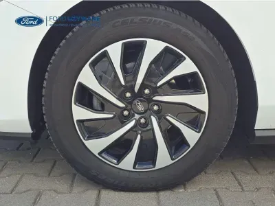 BIAŁY KOMBI FORD FOCUS z 2023 r., DIESEL, skrzynia biegów AUTOMATYCZNA 85KM, zdjęcie 26 z 26
