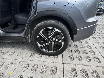 SZARY SUV MITSUBISHI ECLIPSE CROSS z 2022 r., HYBRYDA/BENZYNA, skrzynia biegów AUTOMATYCZNA 188KM, zdjęcie 14 z 19