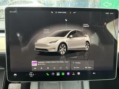 BIAŁY SUV TESLA MODEL Y z 2023 r., ELEKTRYCZNY, skrzynia biegów AUTOMATYCZNA 347KM, zdjęcie 19 z 19