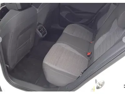 BIAŁY SEDAN SKODA SUPERB LIM. z 2024 r., BENZYNA, skrzynia biegów AUTOMATYCZNA 150KM, zdjęcie 16 z 20