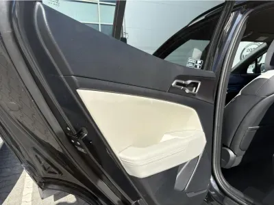 CZARNY SUV KIA SPORTAGE z 2026 r., BENZYNA, skrzynia biegów AUTOMATYCZNA 150KM, zdjęcie 2 z 18