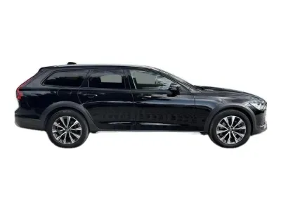 CZARNY KOMBI VOLVO V90 CROSS COUNTRY z 2023 r., DIESEL, skrzynia biegów AUTOMATYCZNA 197KM, zdjęcie 7 z 19