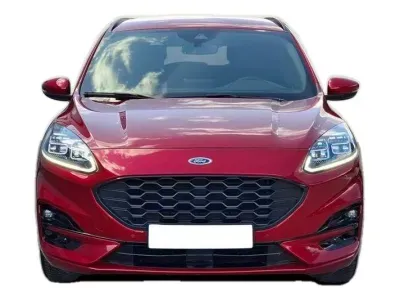 CZERWONY SUV FORD KUGA z 2023 r., HYBRYDA/BENZYNA, skrzynia biegów AUTOMATYCZNA 140KM, zdjęcie 2 z 21