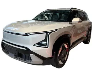 SREBRNY SUV KIA EV5 z 2025 r., ELEKTRYCZNY, skrzynia biegów AUTOMATYCZNA 160KM, zdjęcie główne