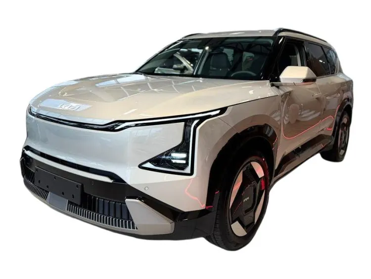 SREBRNY SUV KIA EV5 z 2025 r., ELEKTRYCZNY, skrzynia biegów AUTOMATYCZNA 160KM, zdjęcie główne