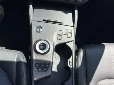 SREBRNY SUV KIA SPORTAGE z 2026 r., BENZYNA, skrzynia biegów AUTOMATYCZNA 150KM, zdjęcie 8 z 20