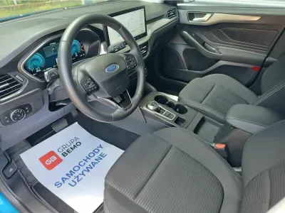 NIEBIESKI KOMBI FORD FOCUS z 2024 r., DIESEL, skrzynia biegów AUTOMATYCZNA 115KM, zdjęcie 16 z 20