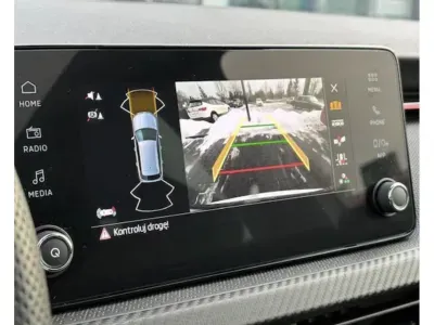 BIAŁY HATCHBACK SKODA KAMIQ z 2025 r., BENZYNA, skrzynia biegów AUTOMATYCZNA 150KM, zdjęcie 10 z 19