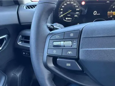 CZARNY HATCHBACK KIA K4 z 2025 r., BENZYNA, skrzynia biegów AUTOMATYCZNA 110KM, zdjęcie 15 z 21