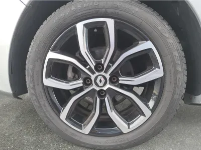 SREBRNY HATCHBACK RENAULT CLIO IV GENERATION z 2020 r., BENZYNA, skrzynia biegów MANUALNA 90KM, zdjęcie 9 z 10