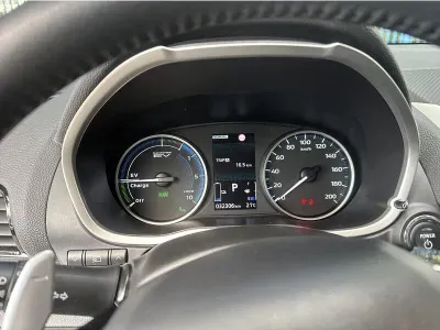 SZARY SUV MITSUBISHI ECLIPSE CROSS z 2022 r., HYBRYDA/BENZYNA, skrzynia biegów AUTOMATYCZNA 188KM, zdjęcie 10 z 19