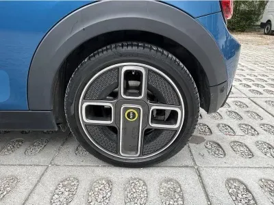 NIEBIESKI HATCHBACK MINI MINI z 2021 r., ELEKTRYCZNY, skrzynia biegów AUTOMATYCZNA 184KM, zdjęcie 14 z 19
