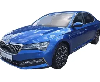NIEBIESKI SEDAN SKODA SUPERB LIM. z 2023 r., BENZYNA, skrzynia biegów AUTOMATYCZNA 190KM, zdjęcie główne