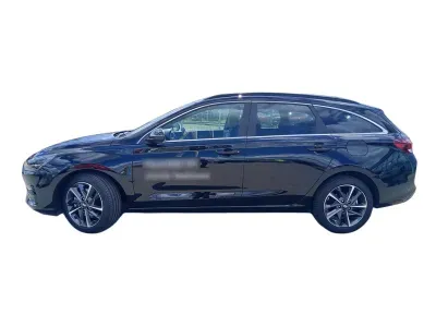 CZARNY KOMBI HYUNDAI I30 z 2025 r., BENZYNA, skrzynia biegów AUTOMATYCZNA 140KM, zdjęcie 6 z 8