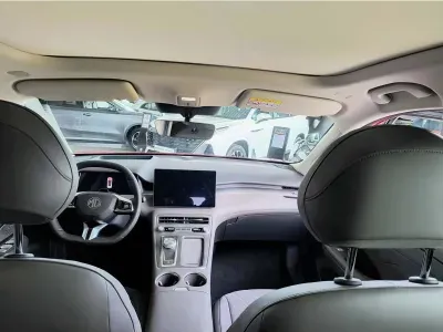 CZERWONY SUV MG S6 EV z 2026 r., ELEKTRYCZNY, skrzynia biegów AUTOMATYCZNA 361KM, zdjęcie 10 z 13