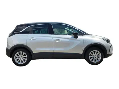 SREBRNY SUV OPEL CROSSLAND X z 2022 r., BENZYNA, skrzynia biegów AUTOMATYCZNA 130KM, zdjęcie 3 z 19