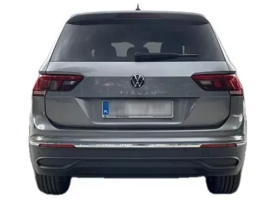 SZARY SUV VOLKSWAGEN TIGUAN ALLSPACE z 2022 r., BENZYNA, skrzynia biegów AUTOMATYCZNA 150KM, zdjęcie 14 z 19
