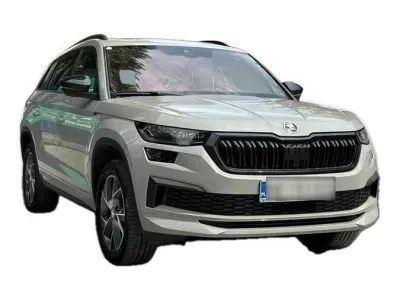 SZARY SUV SKODA KODIAQ z 2023 r., BENZYNA, skrzynia biegów AUTOMATYCZNA 190KM, zdjęcie 17 z 19