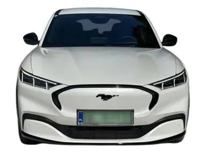 BIAŁY SUV FORD MUSTANG MACH E z 2023 r., ELEKTRYCZNY, skrzynia biegów AUTOMATYCZNA 269KM, zdjęcie 15 z 18