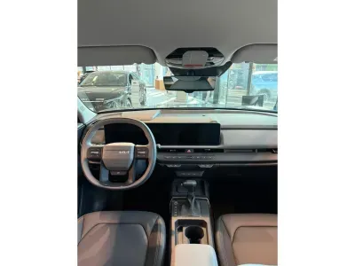 BEŻOWY CROSSOVER KIA SELTOS z 2026 r., BENZYNA, skrzynia biegów AUTOMATYCZNA 180KM, zdjęcie 4 z 6