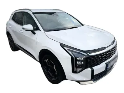 BIAŁY SUV KIA SPORTAGE z 2025 r., BENZYNA, skrzynia biegów AUTOMATYCZNA 110KM, zdjęcie 22 z 23