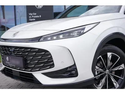 BIAŁY SUV MG HS AT z 2025 r., BENZYNA, skrzynia biegów AUTOMATYCZNA 170KM, zdjęcie 7 z 16