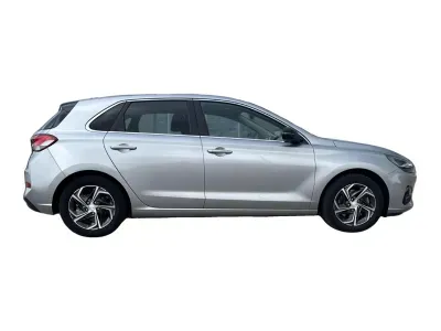 NIEBIESKI HATCHBACK HYUNDAI I30 z 2024 r., BENZYNA, skrzynia biegów MANUALNA 120KM, zdjęcie 6 z 8