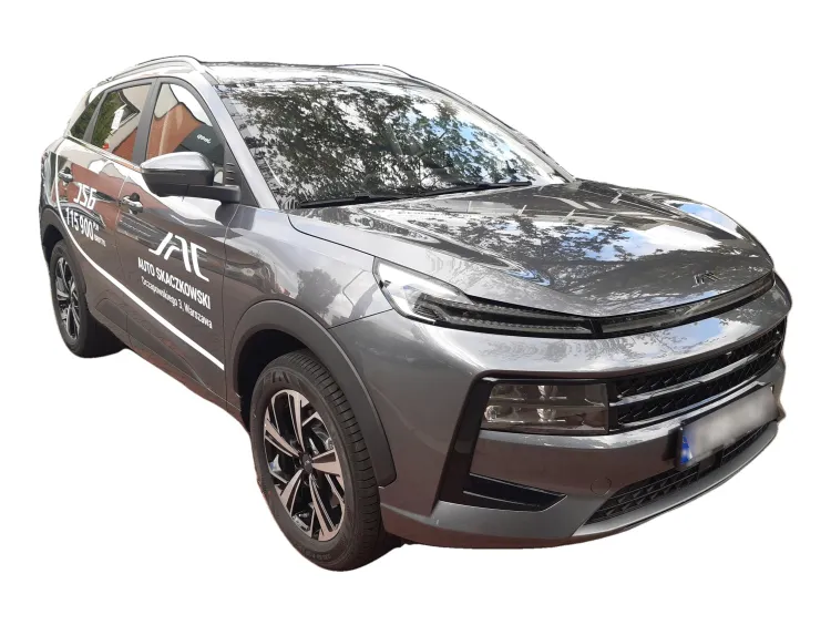 SZARY SUV JAC JS6 z 2026 r., BENZYNA, skrzynia biegów AUTOMATYCZNA 174KM, zdjęcie główne