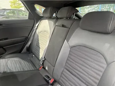ZIELONY KOMBI KIA PROCEED z 2023 r., BENZYNA, skrzynia biegów AUTOMATYCZNA 160KM, zdjęcie 4 z 19