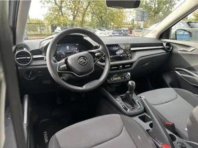 SREBRNY HATCHBACK SKODA FABIA z 2024 r., BENZYNA, skrzynia biegów MANUALNA 116KM, zdjęcie 10 z 19
