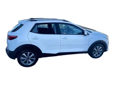 BIAŁY SUV KIA STONIC z 2025 r., BENZYNA, skrzynia biegów MANUALNA 58KM, zdjęcie 3 z 19