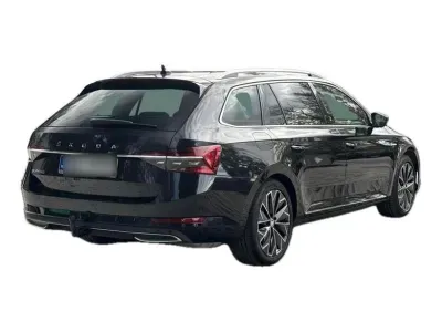 CZARNY KOMBI SKODA SUPERB z 2022 r., BENZYNA, skrzynia biegów AUTOMATYCZNA 190KM, zdjęcie 14 z 19