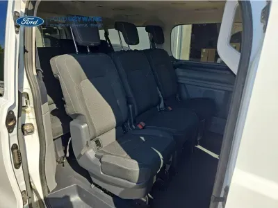 BIAŁY VAN FORD TRANSIT CUSTOM z 2024 r., DIESEL, skrzynia biegów MANUALNA 100KM, zdjęcie 14 z 24