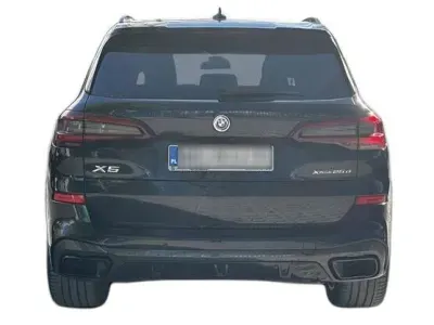 CZARNY SUV BMW X5 z 2022 r., DIESEL, skrzynia biegów AUTOMATYCZNA 231KM, zdjęcie 17 z 19