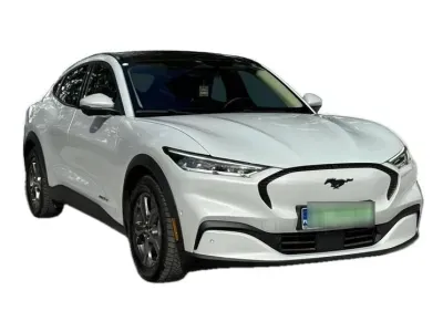 BIAŁY SUV FORD MUSTANG MACH E z 2022 r., ELEKTRYCZNY, skrzynia biegów AUTOMATYCZNA 269KM, zdjęcie 18 z 19